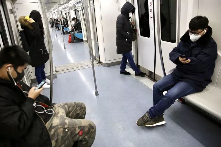 上海那些等待复工的人(上海高铁恢复正常了吗)