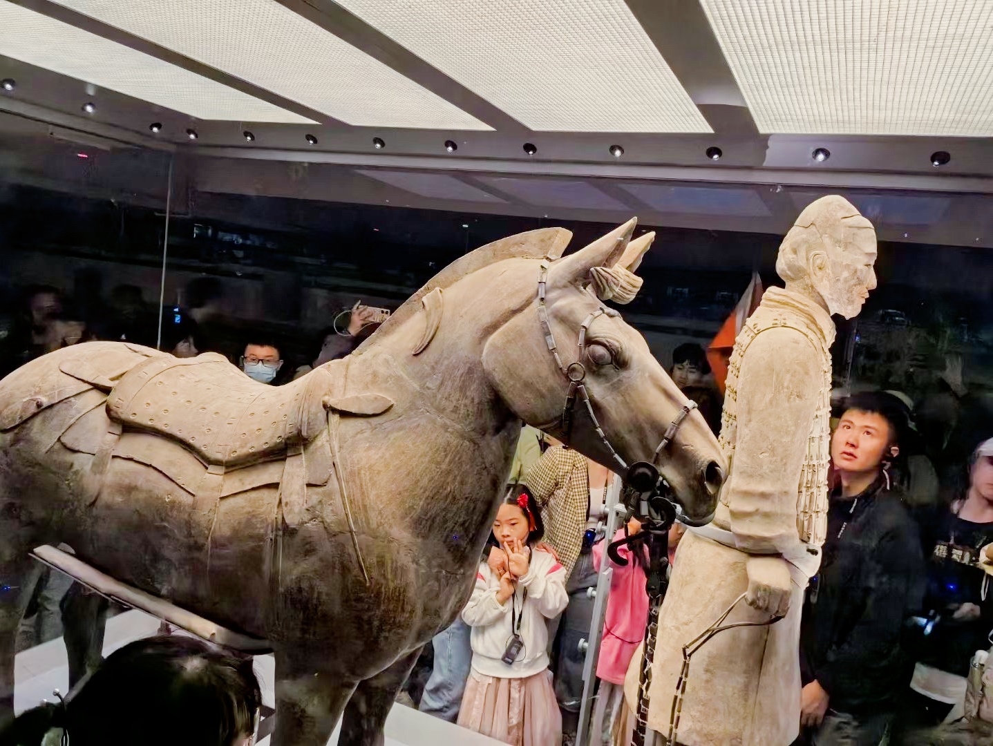 西安现在可以自由出入吗(今日出入西安通知最新规定)