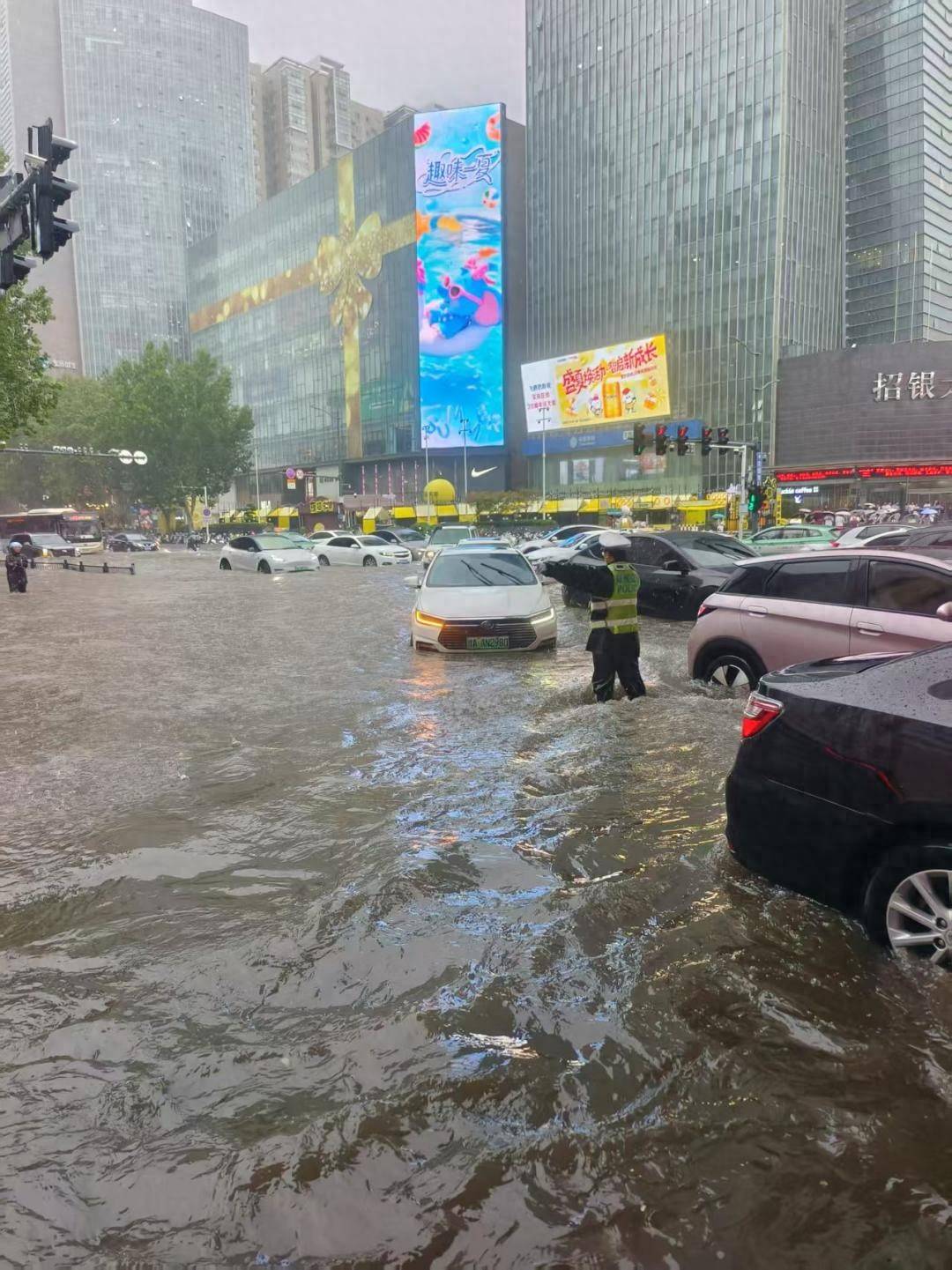 河南大暴雨(河南暴雨最新消息)