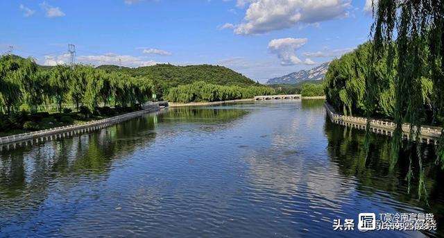 丹东部分区域冒雨拆除隔离墙(高层外墙渗水到内墙能彻底解决吗) 丹东部分区域冒雨拆除隔离墙(高层外墙渗水到内墙能彻底解决吗)
