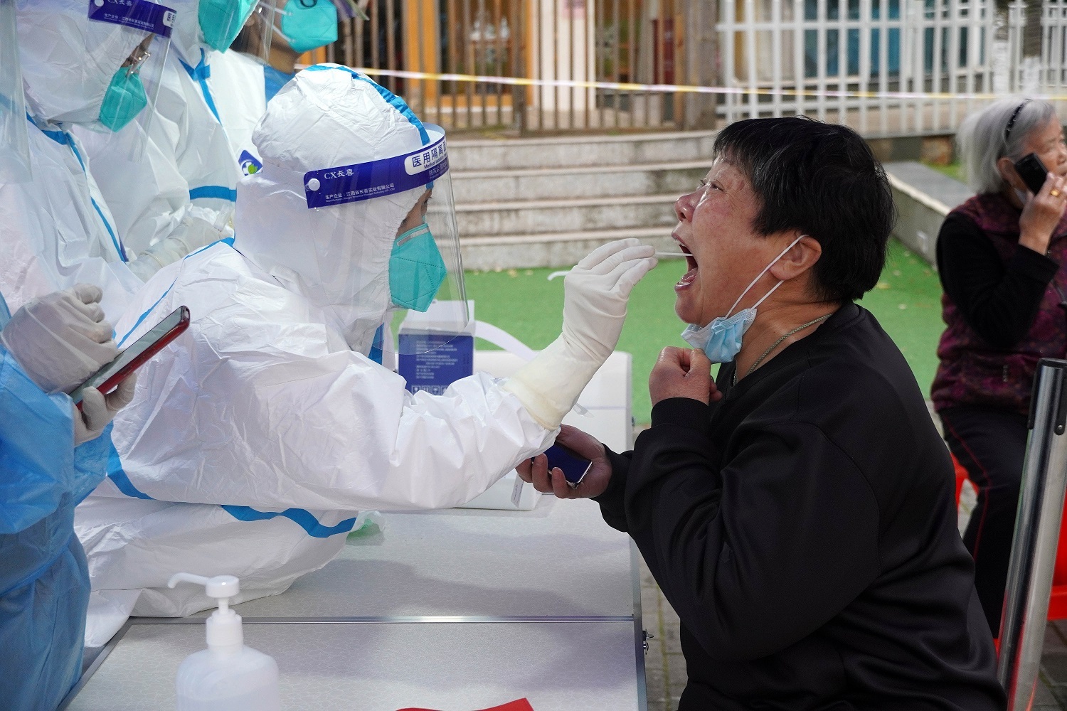 江西万年县3天130人感染(万年县疑似病例) 江西万年县3天130人感染(万年县疑似病例)